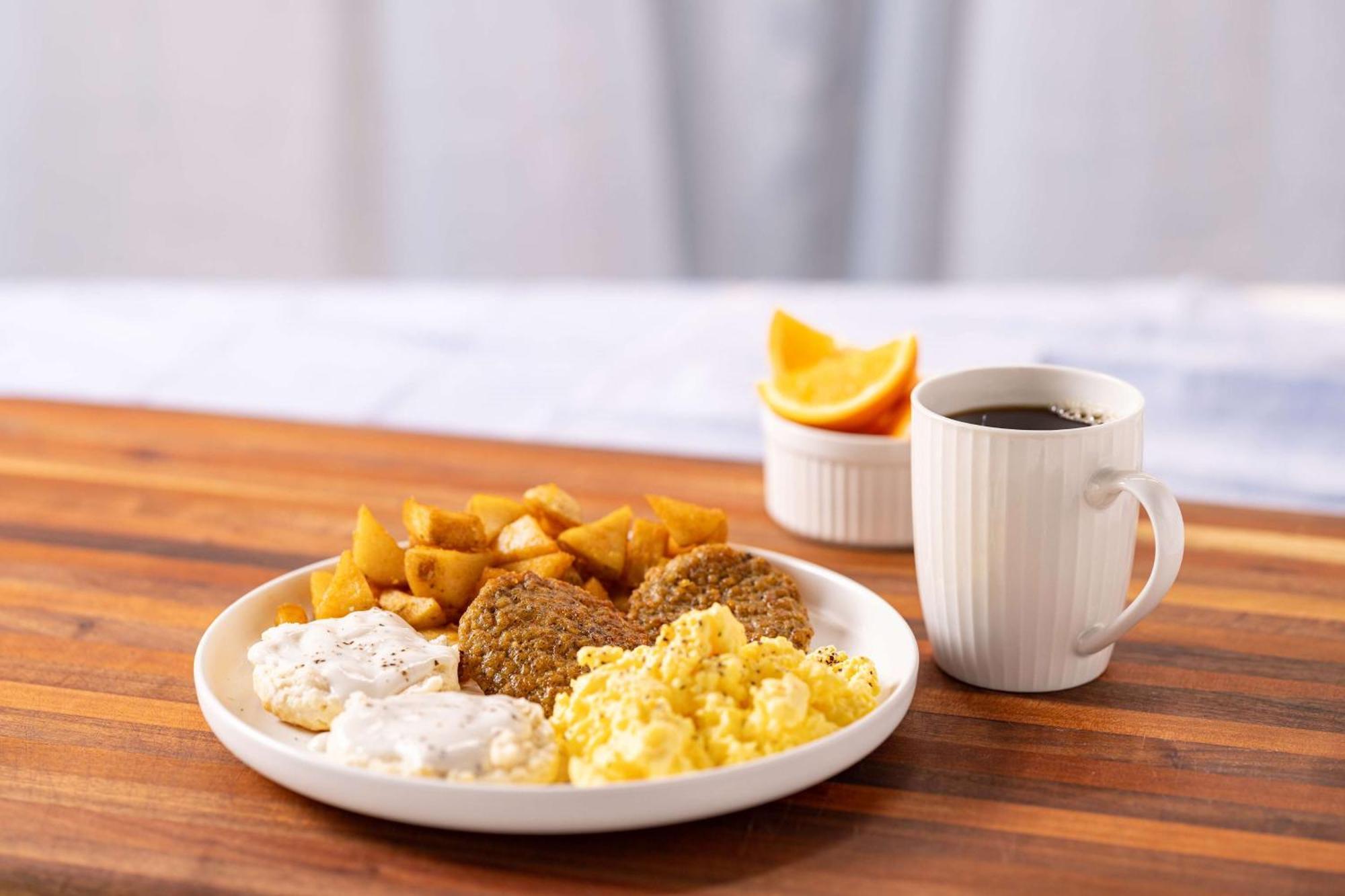 Drury Inn & Suites Columbus Grove City Bagian luar foto