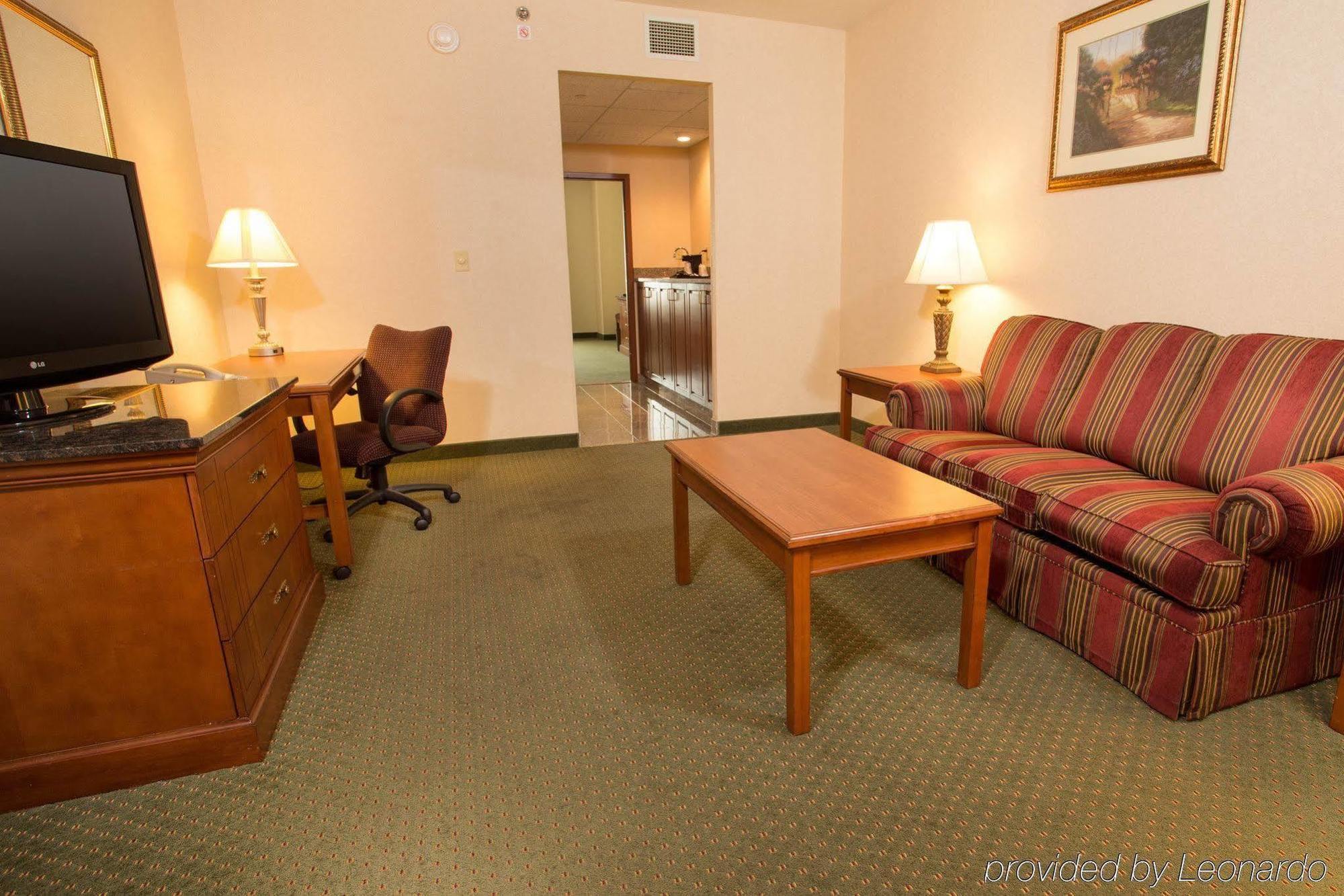 Drury Inn & Suites Columbus Grove City Bagian luar foto
